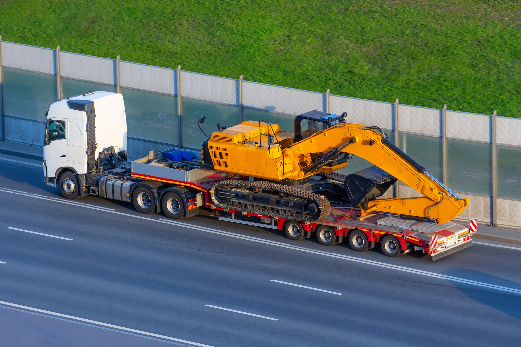 Los Angeles Heavy Equipment Transport